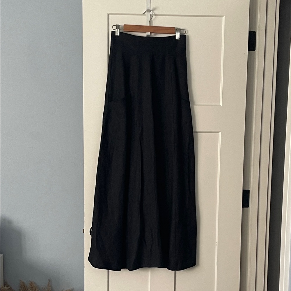 Linen Fully Lined Black Maxi Skirt